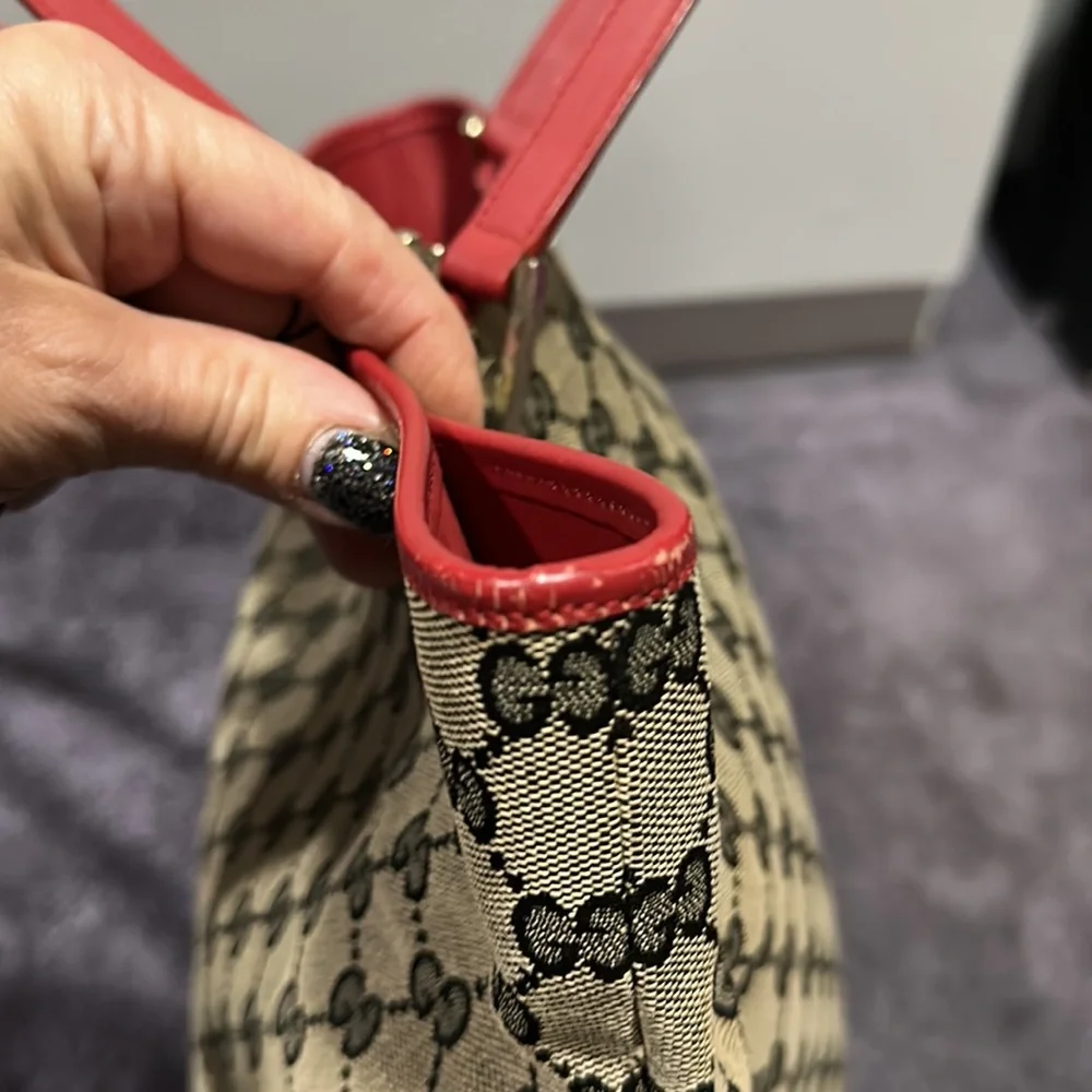 Gucci Signature Print Canvas Tote with red leather handles and trim. - Picture 7 of 17